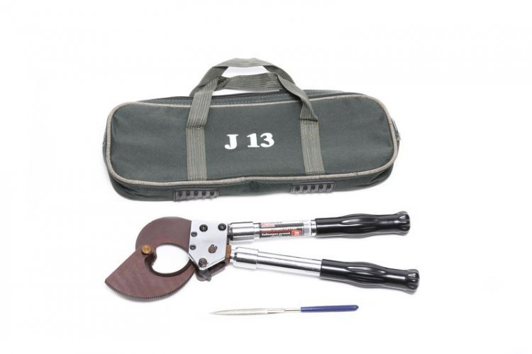 Кабелерез ручной с телескопическими ручками(сталь/трос 150мм2; медь/аллюминий 720мм2 )в сумке