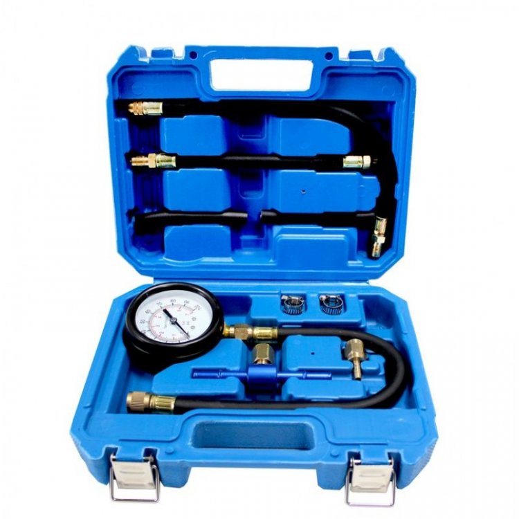 Манометр для измерения давления топлива в комплекте с переходниками 9пр.