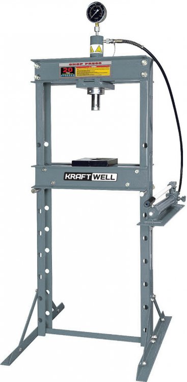 Пресс 20 т. с ручным приводом Пресс 20 т. с ручным приводом