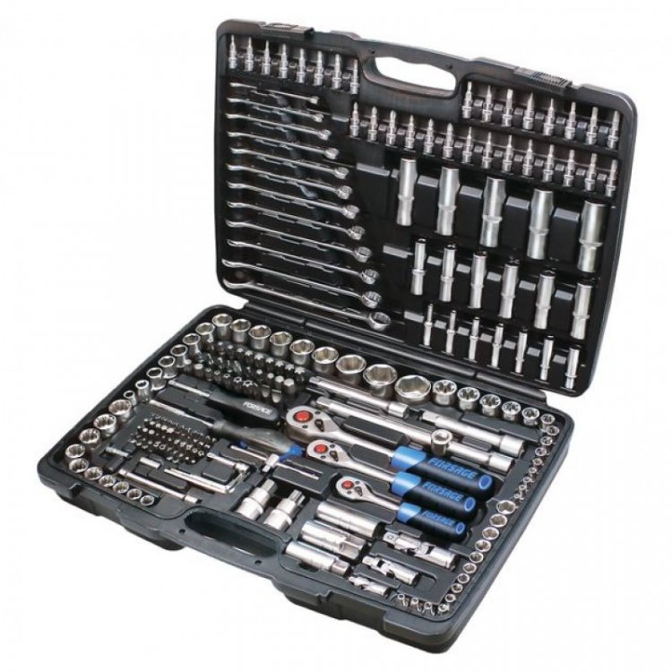 Набор инструмента 215пр. 1/4"&3/8"&1/2" (6гр.) (4-32мм)