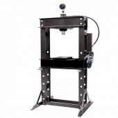 Пресс гидравлический с манометром напольный 30т, ручной/пневмо привод (раб. высота:0-840мм, раб. ширина:520мм, раб. стол:290х520мм, ход штока:160мм)