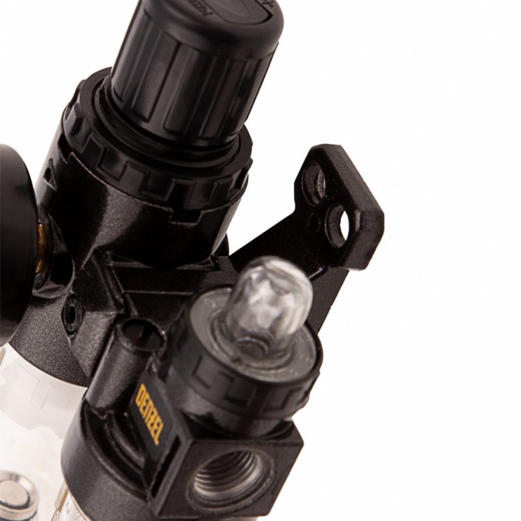 Блок подготовки воздуха регулятор-фильтр-лубрикатор FLR1500, 10 бар, 1500 л/мин, 1/4"// Denzel Блок подготовки воздуха регулятор-фильтр-лубрикатор FLR1500, 10 бар, 1500 л/мин, 1/4"// Denzel