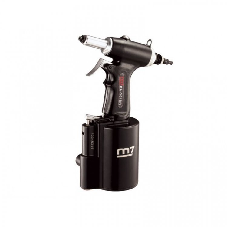 Пневмогидравлический заклепочник 1/4", 1040кгс (2.8 - 4.8мм) Пневмогидравлический заклепочник 1/4", 1040кгс (2.8 - 4.8мм)