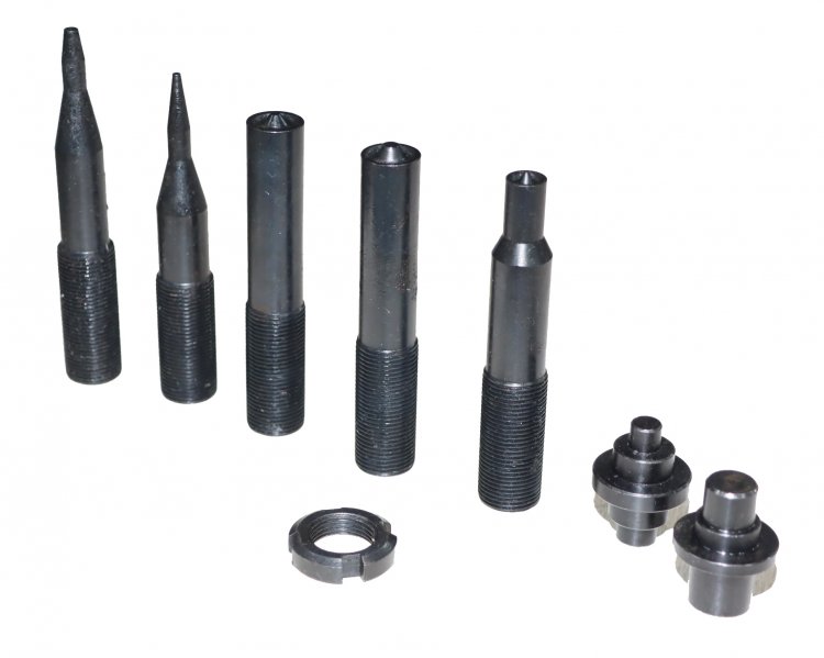 Комплект пуансонов