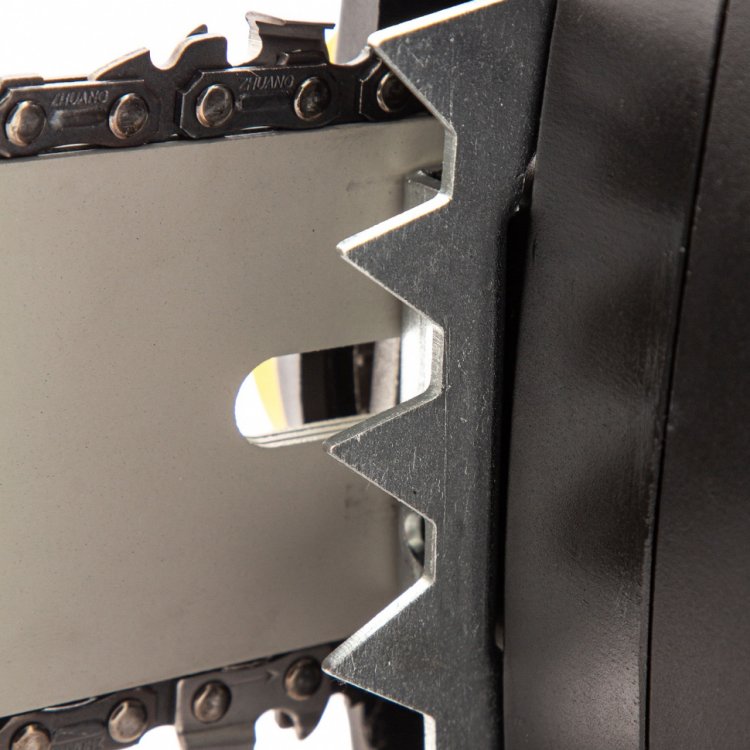 Пила цепная электрическая EDS-2000, 2кВт,продольная,шина 40см,шаг 3/8, паз 1,3мм, 56зв// Denzel