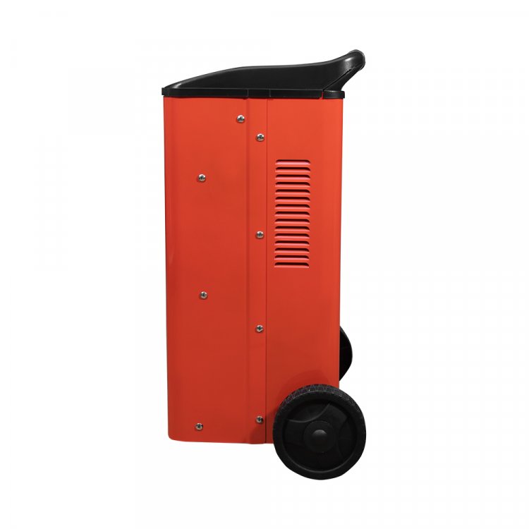 Пуско-зарядное устройство KVAZARRUS PowerBox 800 - Напряжение, В / частота, Гц - 220 / 50 Мощность, кВт (зарядка / пуск) - 2,5 / 20 Ток зарядки, А - 100 Ток пуска, А - 800 Напряжение зарядки, В - 12 / 24 Емкость заряжаемого аккумулятора, Ач (12В / 24