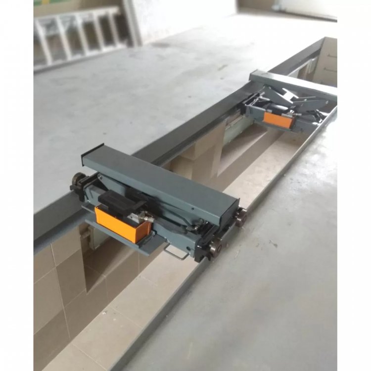 Подъемник гидравлический осевой (траверса) г/п 2т, пневматический насос XT-2A,  HRJ-XT-2A   horex Подъемник гидравлический осевой (траверса) г/п 2т, пневматический насос XT-2A,  HRJ-XT-2A   horex