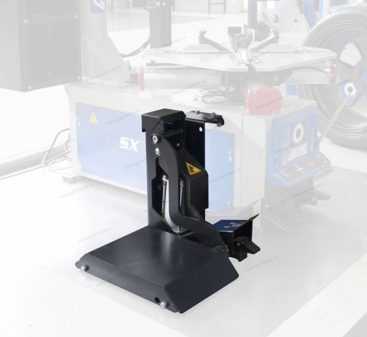 Пневматический подъемник колес для шиномонтажных станков Пневматический подъемник колес для шиномонтажных станков