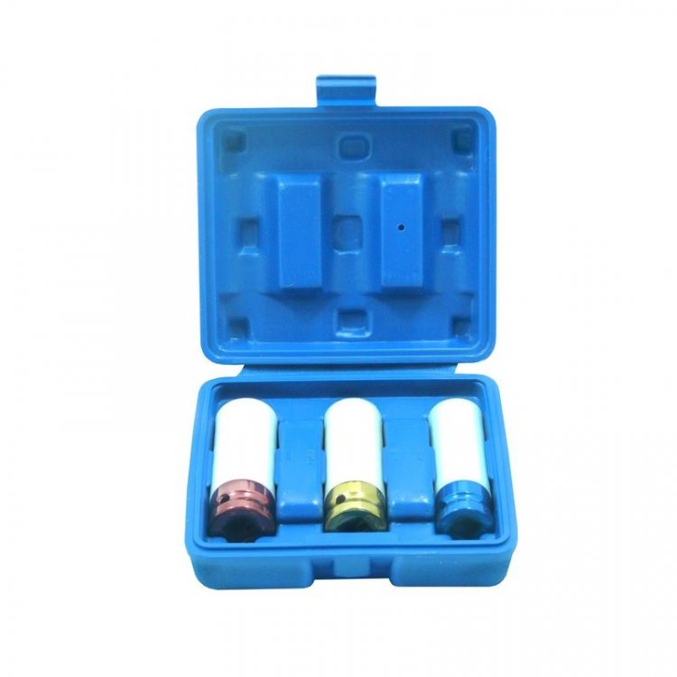 Набор головок для литых дисков с защитным кожухом 3пр. (17, 19, 21мм) в пластиковом кейсе Набор головок для литых дисков с защитным кожухом 3пр. (17, 19, 21мм) в пластиковом кейсе