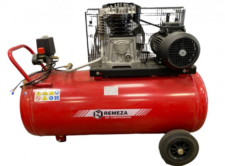 Компрессор поршневой серии FIAC 100.AB360 REMEZA (Белоруссия): 360 л/мин., 10 бар, ресивер 100 л., 2,2 кВт, 380В, габариты без упак. 1150х500х850 мм, 80 кг.