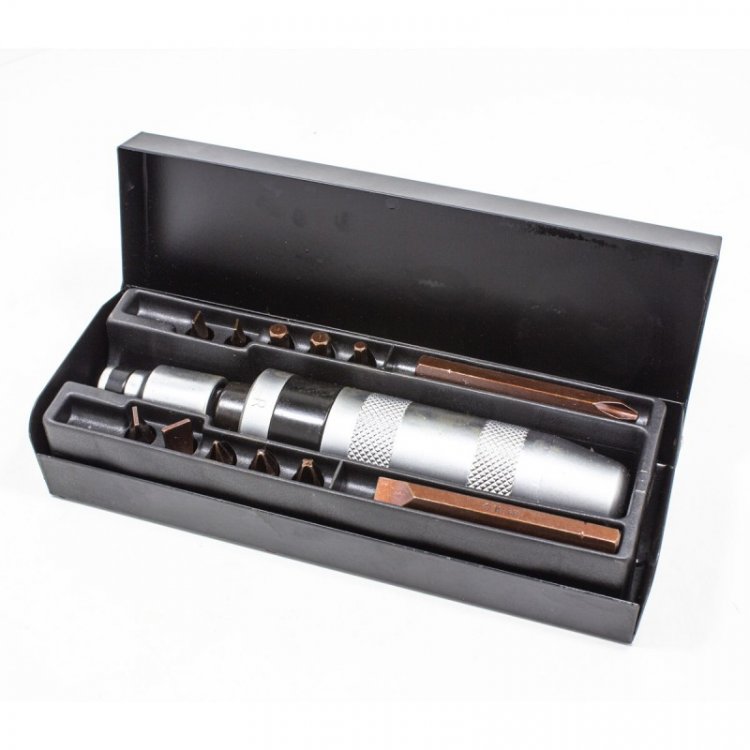 Отвертка ударная с набором бит и адаптером,14пр.1/2"(F)х5/16"(F) (PH1,2,3х35мм; PH3х70мм; SL5,6,8,9х35мм; SL8х70мм; H4,5,6х35мм),в метал. кейсе