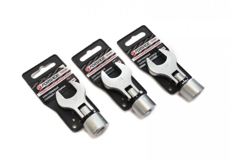 Ключ рожковый съемный с шарниром 10мм 3/8", на пластиковом держателе Ключ рожковый съемный с шарниром 10мм 3/8", на пластиковом держателе