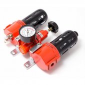 Блок подготовки воздуха  1/4"(фильтр 55мл,5Мк+ регулятор + маслодобавитель 80мл; 2200л/мин, 5-60°C, max входное/выходное давление: 15/10bar) Блок подготовки воздуха  1/4"(фильтр 55мл,5Мк+ регулятор + маслодобавитель 80мл; 2200л/мин, 5-60°C, max входное/выходное давление: 15/10bar)