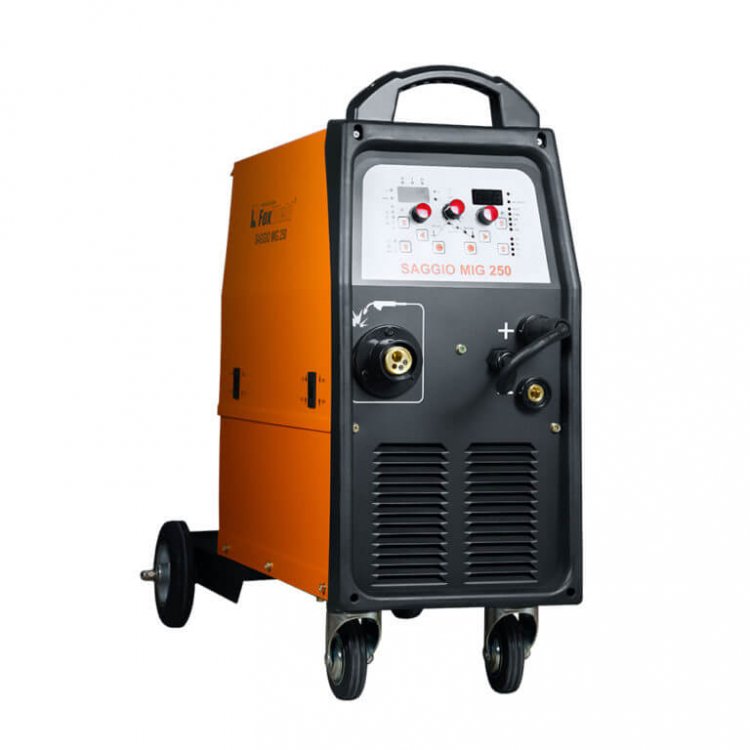 Сварочный полуавтомат Saggio Mig 250 - Многофункциональный (MIG-SYN) 250А полуавтомат 3-в-1. Позволяет работать как в синергетическом режиме, так и в ручном. Сварочный ток 40-250 (MIG), 10-250(TIG), 20-250(MMA). Возможность подключения горелки Spool Сварочный полуавтомат Saggio Mig 250 - Многофункциональный (MIG-SYN) 250А полуавтомат 3-в-1. Позволяет работать как в синергетическом режиме, так и в ручном. Сварочный ток 40-250 (MIG), 10-250(TIG), 20-250(MMA). Возможность подключения горелки Spool