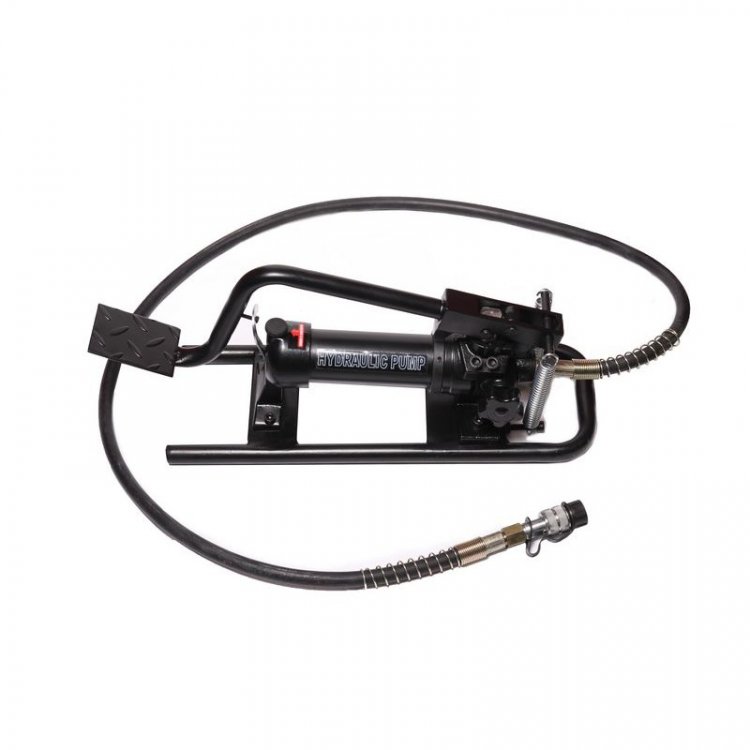 Насос гидравлический ножной (20-700bar,емкость масла-0.6л, длина-550мм,ширина-150мм,высота-300мм) Насос гидравлический ножной (20-700bar,емкость масла-0.6л, длина-550мм,ширина-150мм,высота-300мм)