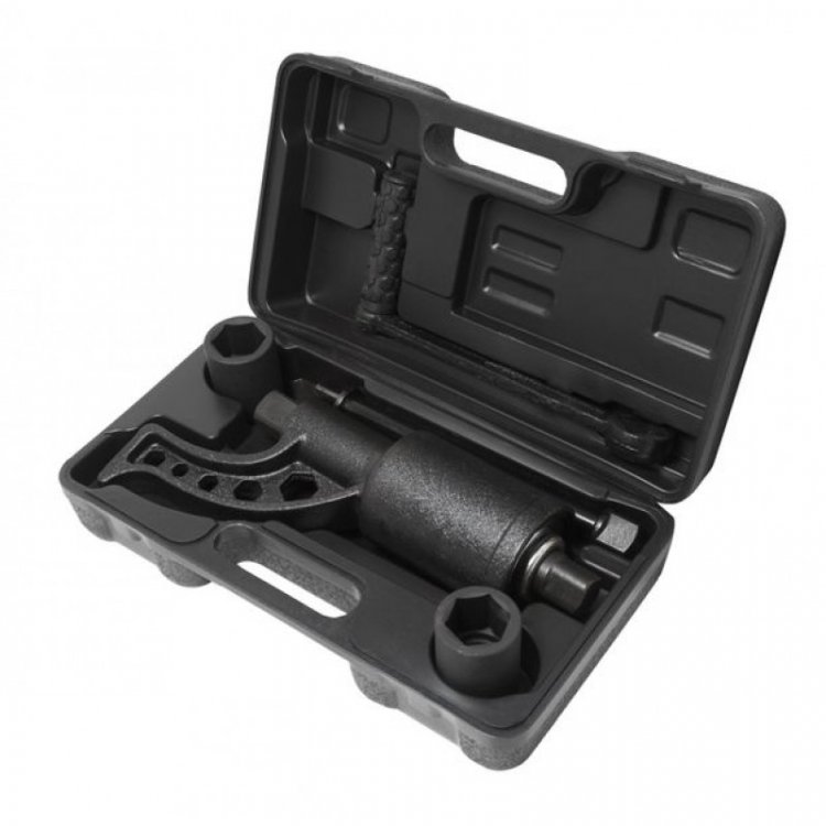 Гайковерт ручной с редуктором (Головки-32мм и 33мм, длина-270мм, передаточное число 1:68, 5800 Н/м) Гайковерт ручной с редуктором (Головки-32мм и 33мм, длина-270мм, передаточное число 1:68, 5800 Н/м)