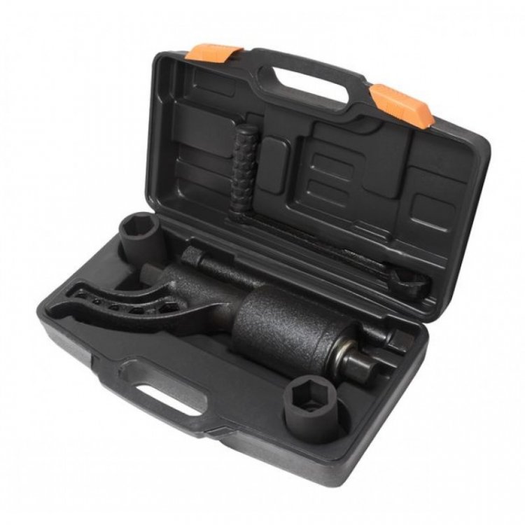 Гайковерт ручной с редуктором (Головки-32мм и 33мм, длина-310мм, передаточное число 1:68, 5800 Н/м) Гайковерт ручной с редуктором (Головки-32мм и 33мм, длина-310мм, передаточное число 1:68, 5800 Н/м)