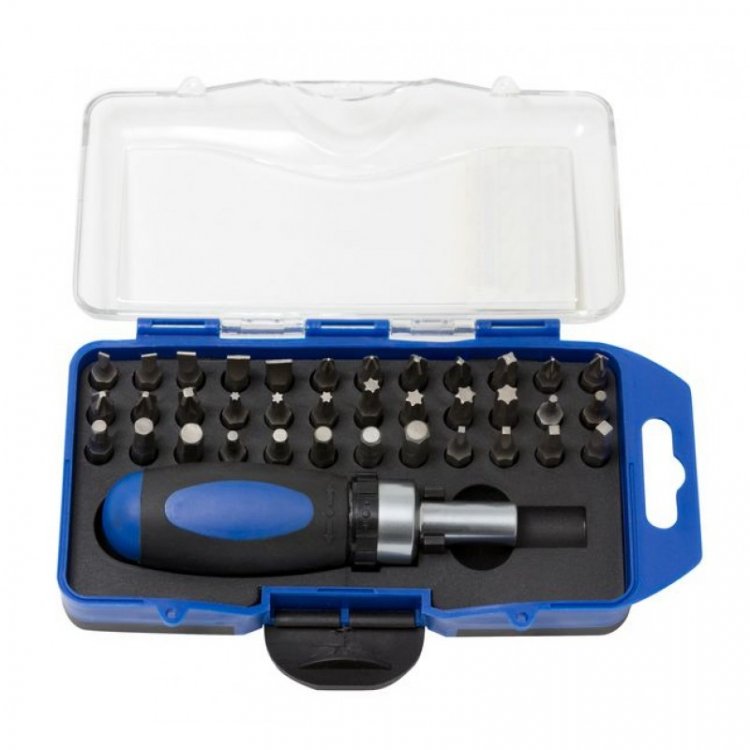 Отвертка реверсивная со сменными насадками, 37пр.(PH:0,1,2-2шт,3; PZ:0,1,2-2шт,3; H:2-6мм,1/8-1/4";SL:3-7мм; T:10,15,20,25,27,30,40; S:0-3)в кейсе