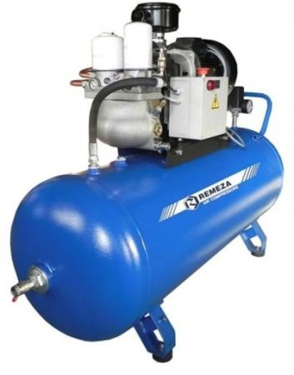 Винтовой компрессор ВК4А-10-200-1*, ресивер 200 литров , производительность 315л/мин, рабочее давление 10 бар, мощность двигателя 3кВт, вес 135 кг, габариты 1550х570х1100мм. REMEZA, Республика Беларусь Винтовой компрессор ВК4А-10-200-1*, ресивер 200 литров , производительность 315л/мин, рабочее давление 10 бар, мощность двигателя 3кВт, вес 135 кг, габариты 1550х570х1100мм. REMEZA, Республика Беларусь