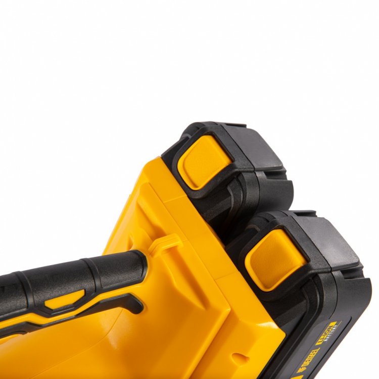 Воздуходувка аккумуляторная RB180-36, Li-ion, 36 В, 4 Ач, 180 км/ч, 820 м3/ч// Denzel