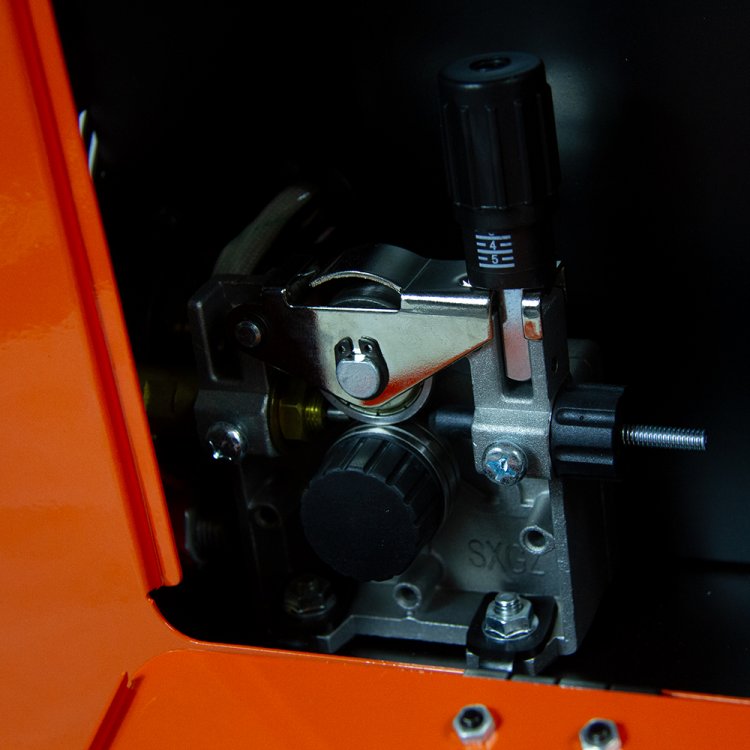 Сварочный полуавтомат UNO MIG 200 SYN - Синергетический сварочный аппарат UNO MIG 200 SYN создан для того, чтобы сварка действительно стала простым делом. Для правильной настройки аппарата достаточно выбрать тип сварки, толщину используемой проволоки Сварочный полуавтомат UNO MIG 200 SYN - Синергетический сварочный аппарат UNO MIG 200 SYN создан для того, чтобы сварка действительно стала простым делом. Для правильной настройки аппарата достаточно выбрать тип сварки, толщину используемой проволоки