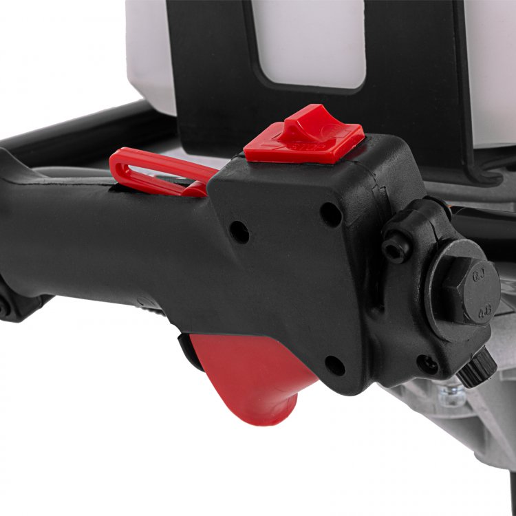 Мотобур DX-52, объём двигателя 52 см3, соединение 20 мм, без шнека// Denzel Мотобур DX-52, объём двигателя 52 см3, соединение 20 мм, без шнека// Denzel