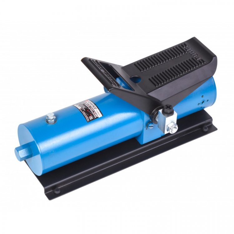 Насос пневмогидравлический ножной (объем масла - 0.625л, давление - 700 bar ) Насос пневмогидравлический ножной (объем масла - 0.625л, давление - 700 bar )