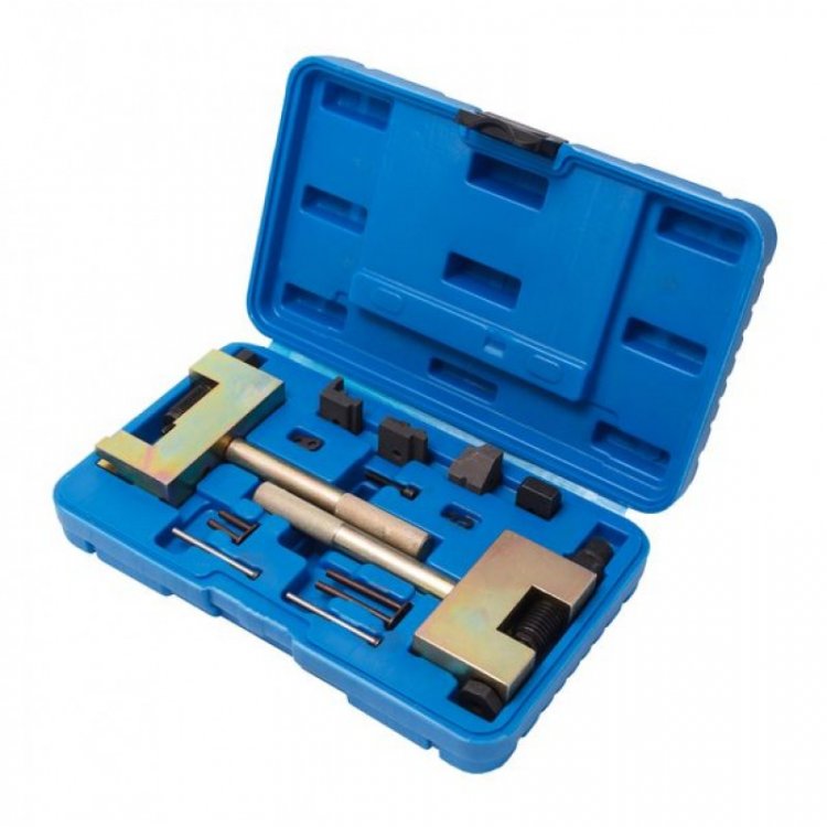 Набор приспособлений для ремонта приводных цепей 13пр.,в кейсе Набор приспособлений для ремонта приводных цепей 13пр.,в кейсе