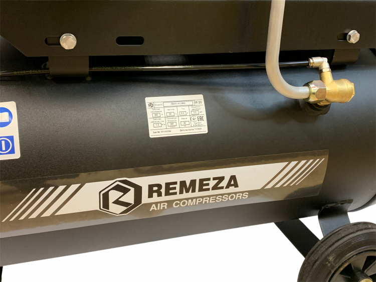 Компрессор поршневой 50.LB40 REMEZA (Белоруссия): 580 л/мин., 10 бар, ресивер 50 л., 3 кВт, 380В, габариты без упак. 900x450x800 мм, 92 кг. Компрессор поршневой 50.LB40 REMEZA (Белоруссия): 580 л/мин., 10 бар, ресивер 50 л., 3 кВт, 380В, габариты без упак. 900x450x800 мм, 92 кг.