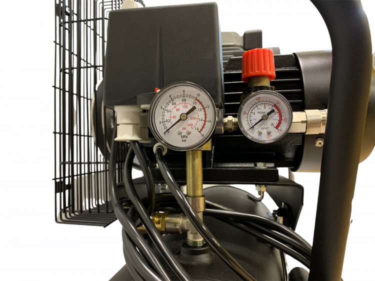 Компрессор поршневой 50.LB40 REMEZA (Белоруссия): 580 л/мин., 10 бар, ресивер 50 л., 3 кВт, 380В, габариты без упак. 900x450x800 мм, 92 кг. Компрессор поршневой 50.LB40 REMEZA (Белоруссия): 580 л/мин., 10 бар, ресивер 50 л., 3 кВт, 380В, габариты без упак. 900x450x800 мм, 92 кг.