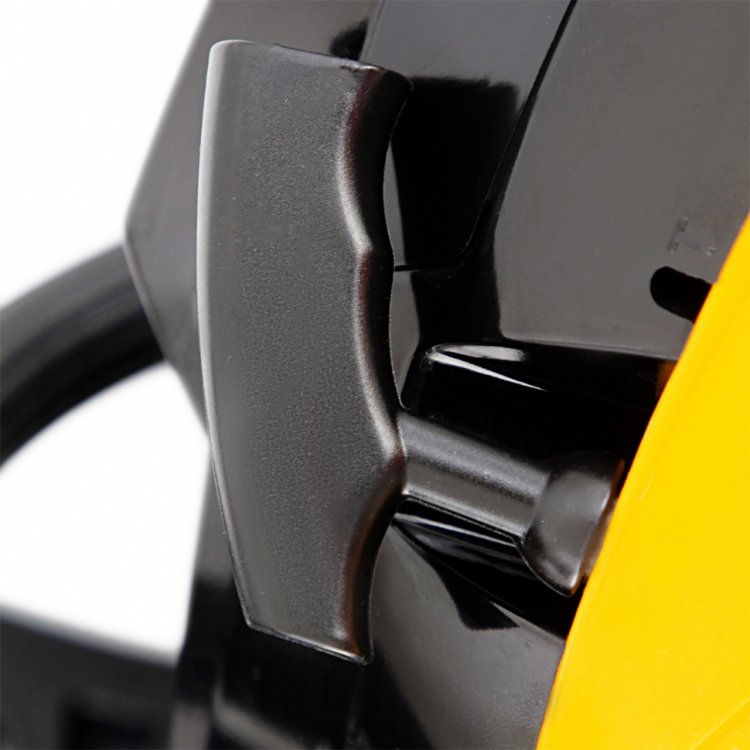 Пила цепная бензиновая DGS-5218, шина 45 см, 52см3, 3,5 л.с., шаг 0,325, паз 1,5 мм, 72 зв// Denzel