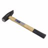 Молоток слесарный с деревянной ручкой (600г) Молоток слесарный с деревянной ручкой (600г)