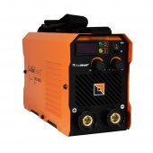 Сварочный аппарат UNO MMA 250 - Регулировка форсажа дуги (контроль стабилизации дуги). Цифровой дисплей. Горячий старт, антизалипание. MMA, TIG Lift, панельные розетки 35 мм2, напряжение питания: 220В±15%, Диапазон сварочного тока: 20-250А, ПВ: 60%,