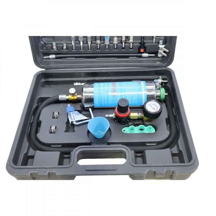 Комплект для промывки топливных систем Комплект для промывки топливных систем