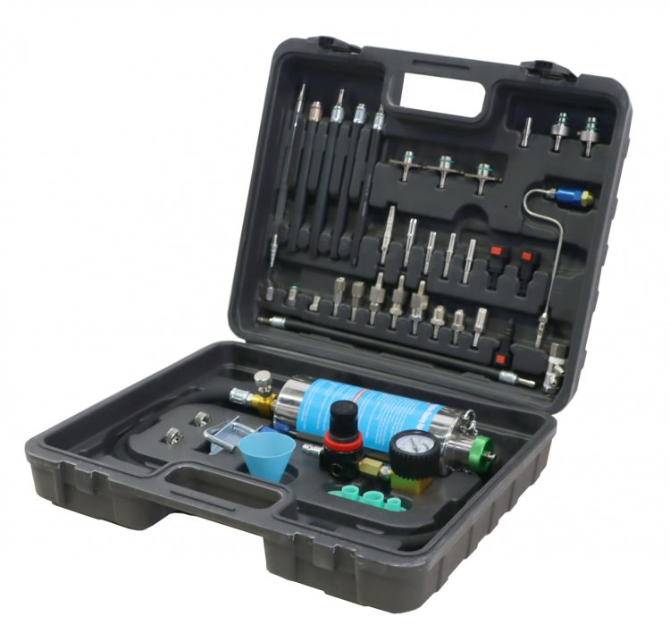 Комплект для промывки топливных систем Комплект для промывки топливных систем