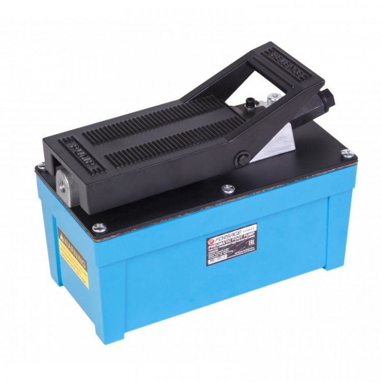 Насос пневмогидравлический ножной (объем масла - 1.6л, давление - 700 bar ) Насос пневмогидравлический ножной (объем масла - 1.6л, давление - 700 bar )