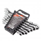 Набор ключей комбинированных трещоточных с шарниром 7пр. (8,10,12,13,14,17,19мм), в пластиковом держателе Набор ключей комбинированных трещоточных с шарниром 7пр. (8,10,12,13,14,17,19мм), в пластиковом держателе