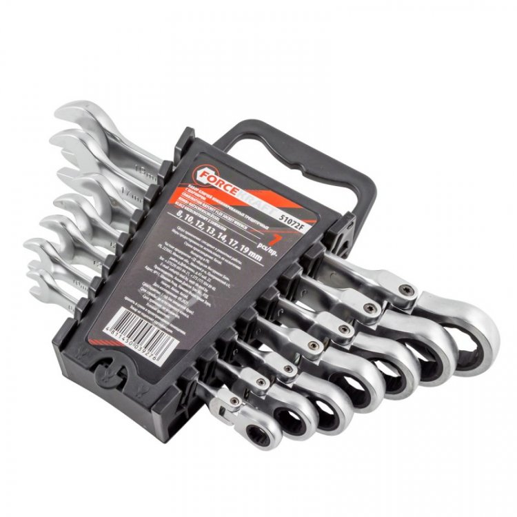 Набор ключей комбинированных трещоточных с шарниром 7пр. (8,10,12,13,14,17,19мм), в пластиковом держателе Набор ключей комбинированных трещоточных с шарниром 7пр. (8,10,12,13,14,17,19мм), в пластиковом держателе