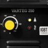 Сварочный аппарат Varteg 250 - Работает от 140В. Горячий старт, форсаж дуги, антизалипание. MMA, розетки 25 мм2, напряжение питания: 220В±15%, Диапазон сварочного тока: 20-250А, ПВ: 60%, ремень для переноски, комплектация: кабели 1,2 м, электрододерж