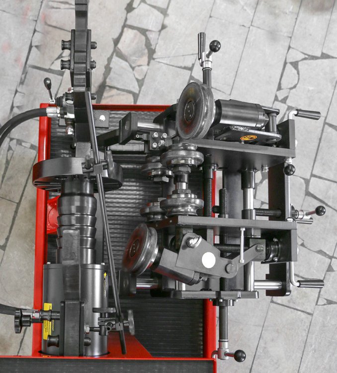 Премьер-Альфа-ТР  (ДП6.0.000ТР СБ) Стенд для правки дисков (универсальный электрогидравлический стенд 380В для легкосплавных и стальных штампованных дисков с токарным модулем и регулятором оборотов) Премьер-Альфа-ТР  (ДП6.0.000ТР СБ) Стенд для правки дисков (универсальный электрогидравлический стенд 380В для легкосплавных и стальных штампованных дисков с токарным модулем и регулятором оборотов)