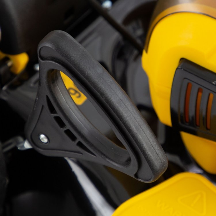 Газонокосилка аккумуляторная бесщет. RLM450-36, Li-ion, 36 В, 4 Ач, 450 мм, травосб. 40 л.// Denzel Газонокосилка аккумуляторная бесщет. RLM450-36, Li-ion, 36 В, 4 Ач, 450 мм, травосб. 40 л.// Denzel