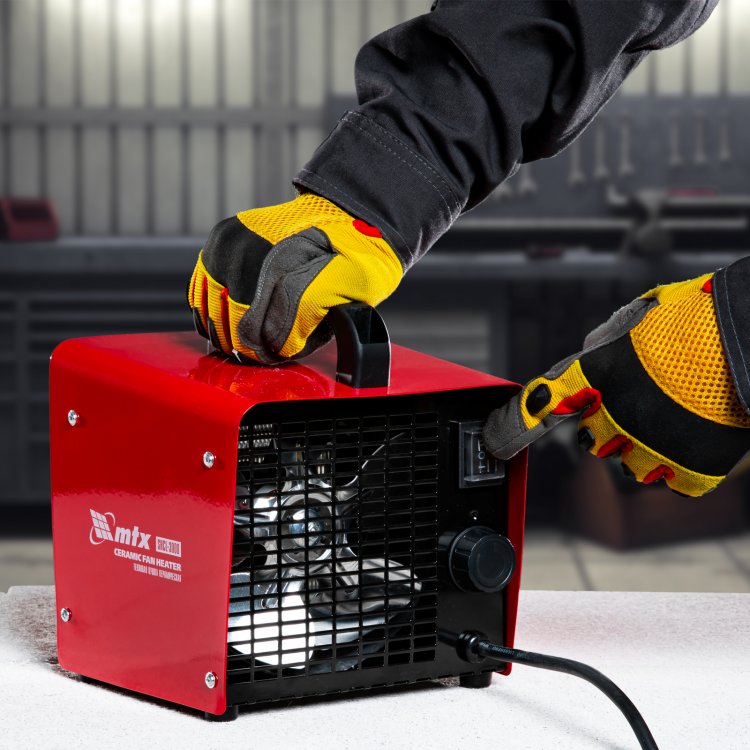 Тепловая пушка керамическая SHCL-3000, квадратная, 230 В, 480 м3/ч, 1,5/3 кВт// MTX Тепловая пушка керамическая SHCL-3000, квадратная, 230 В, 480 м3/ч, 1,5/3 кВт// MTX