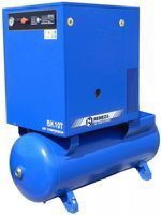 Винтовой компрессор ВК10Т-15-270, ресивер 270 литров , производительность 700л/мин, рабочее давление 15 бар, мощность двигателя 7,5кВт, вес 345 кг, габариты 1700х680х1500мм. REMEZA, Республика Беларусь Винтовой компрессор ВК10Т-15-270, ресивер 270 литров , производительность 700л/мин, рабочее давление 15 бар, мощность двигателя 7,5кВт, вес 345 кг, габариты 1700х680х1500мм. REMEZA, Республика Беларусь