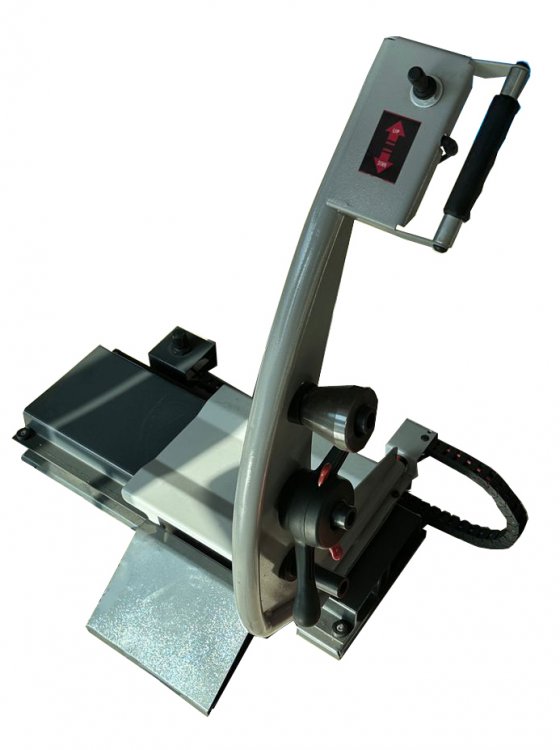 Лифт колесный г/п 120 кг, упр. рукояткой Лифт колесный г/п 120 кг, упр. рукояткой