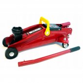 Домкрат подкатной гидравлический с усиленным корпусом "Profi" 2т (дополнительные ребра жесткости, h min 135мм, h max 320мм), в кейсе Домкрат подкатной гидравлический с усиленным корпусом "Profi" 2т (дополнительные ребра жесткости, h min 135мм, h max 320мм), в кейсе