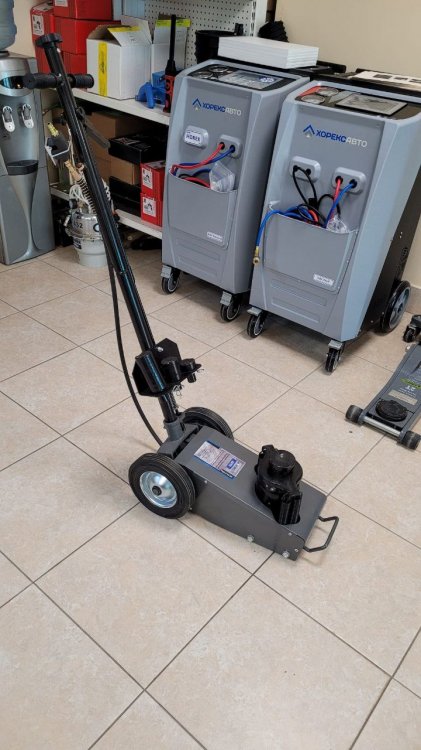 HZ 01.3.122J Домкрат пневмо гидравлический г/п 22 т, модель T22022 horex HZ 01.3.122J Домкрат пневмо гидравлический г/п 22 т, модель T22022 horex