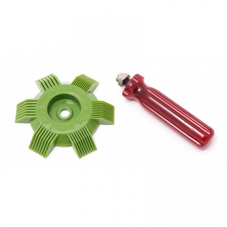 Приспособление для правки сот радиатора в блистере