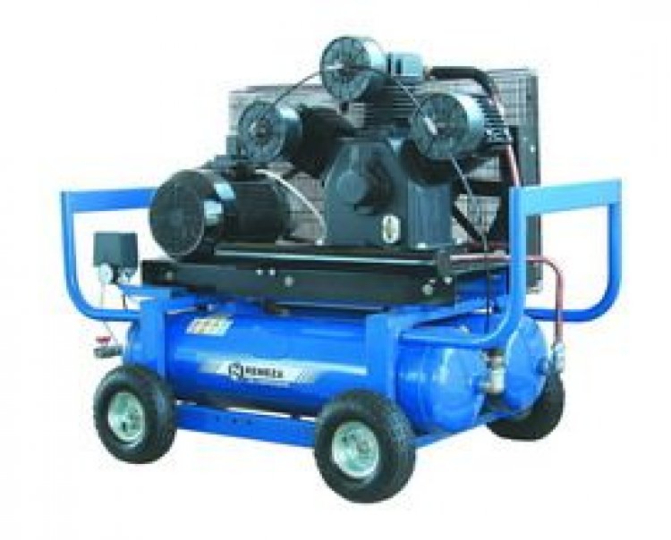 Компрессор мобильный поршневой строительный 90.W115/6 REMEZA (Белоруссия): 2800 л/мин., 6 бар, ресивер 90 л., 11 кВт, 380В, габариты без упак. 1400х860х1160 мм, 330 кг. Компрессор мобильный поршневой строительный 90.W115/6 REMEZA (Белоруссия): 2800 л/мин., 6 бар, ресивер 90 л., 11 кВт, 380В, габариты без упак. 1400х860х1160 мм, 330 кг.