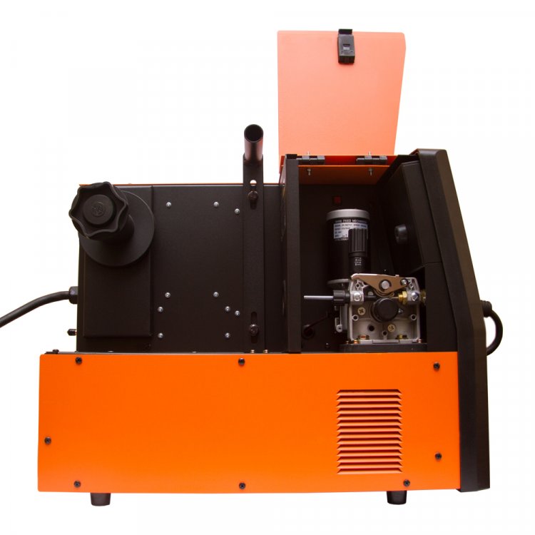 Сварочный полуавтомат Invermig 200 COMPACT - Компактный 200А полуавтомат 3-в-1. Сварочный ток 30-200 (MIG), 20-160(MMA). Смена полярности. Возможность сварки порошковой проволокой (FCAW). Напряжение питания 220В. Протяжка сварочной проволоки. Переклю