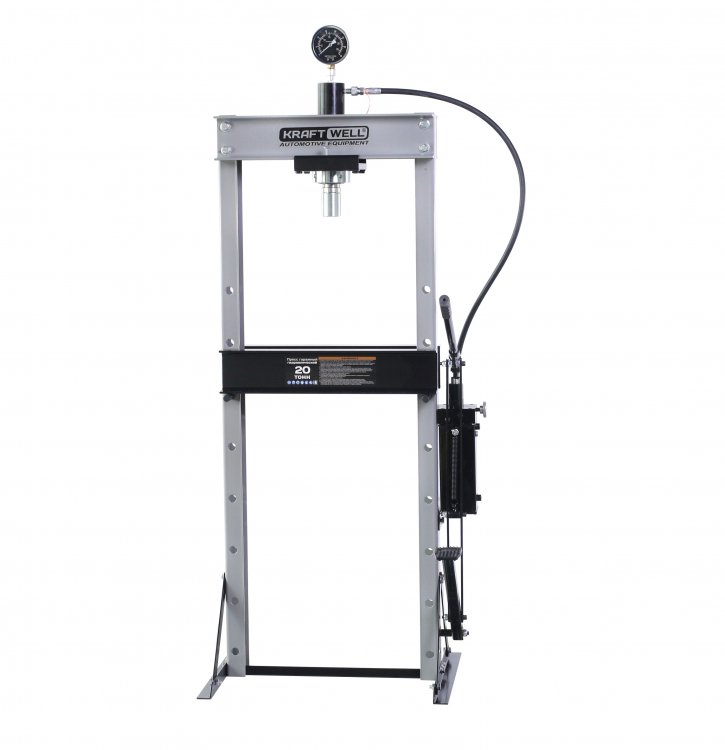 Пресс 20 т. с ручным и ножным приводом Пресс 20 т. с ручным и ножным приводом